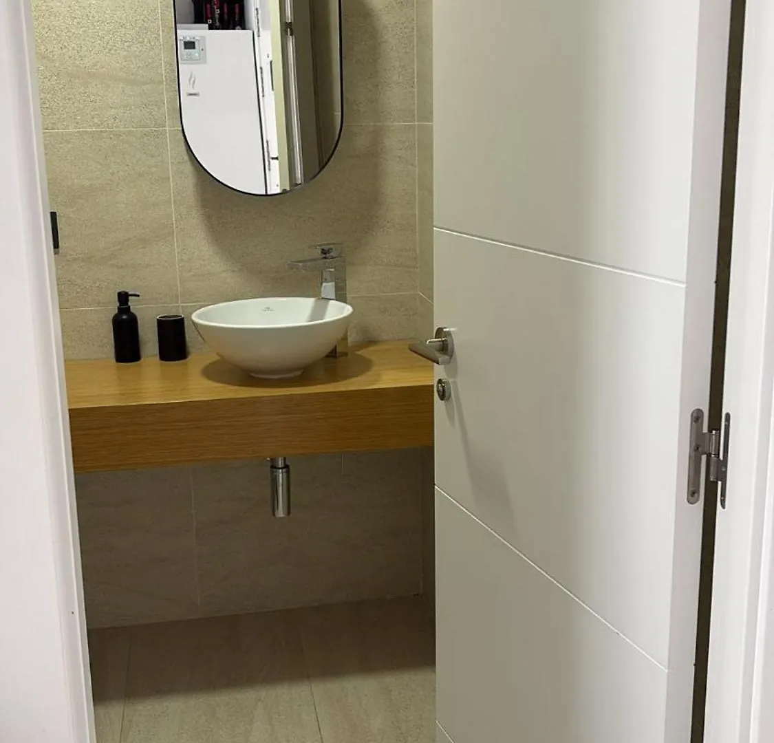 Lhome Cadiz Apartment